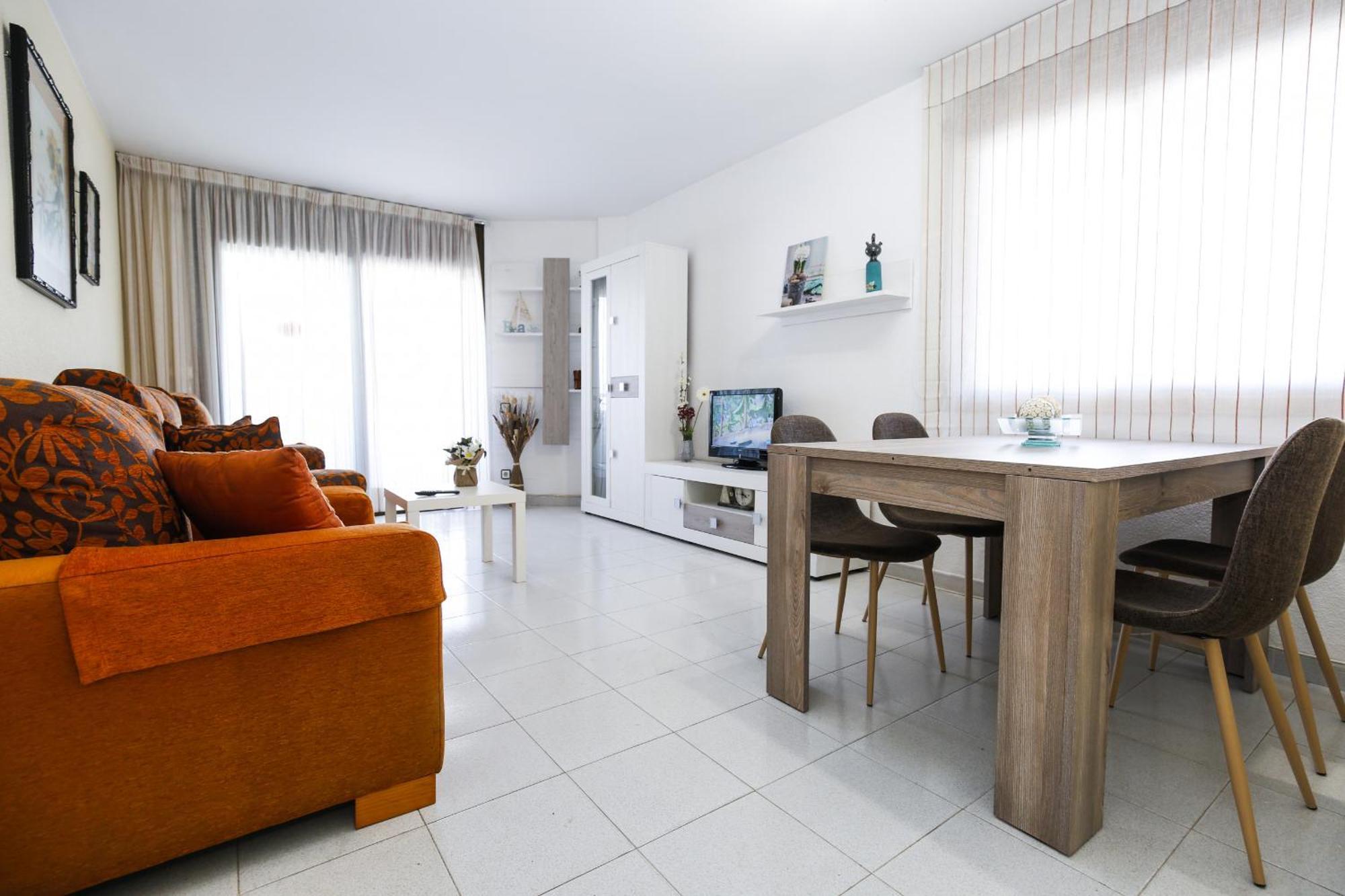 Santillana Homestay By Turismar Salou Exterior photo